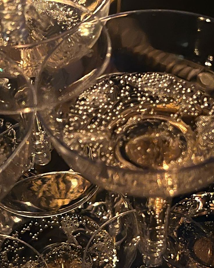 "Champagne"